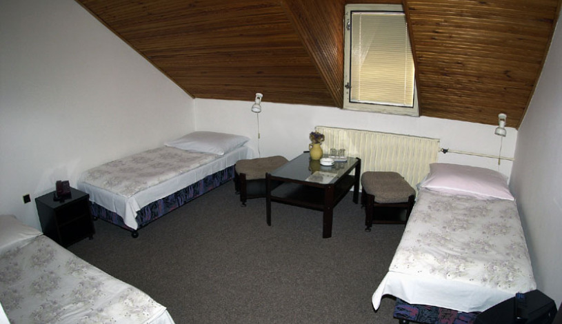 Hotel Wilhelm Praha - Dreibettzimmer