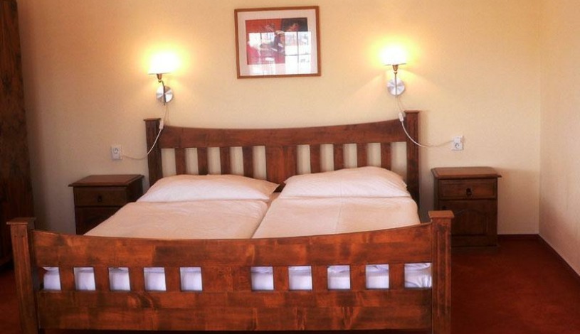 Hotel YORK Plzeň - Dvoulůžkový s přistýlkou, Dvoulůžkový