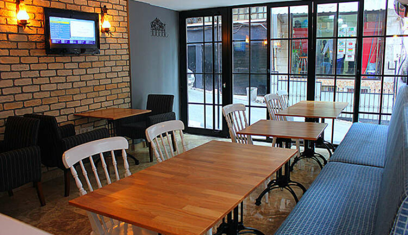 Apartment Yoğurtçu Faik Sk Istanbul - Apt 28910