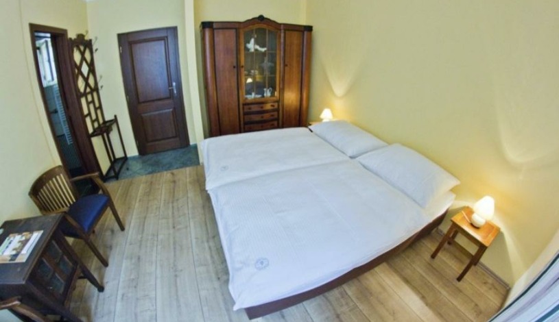 Ubytování v soukromí Zdravá kavárna Mikulov - Dvoulůžkový pokoj