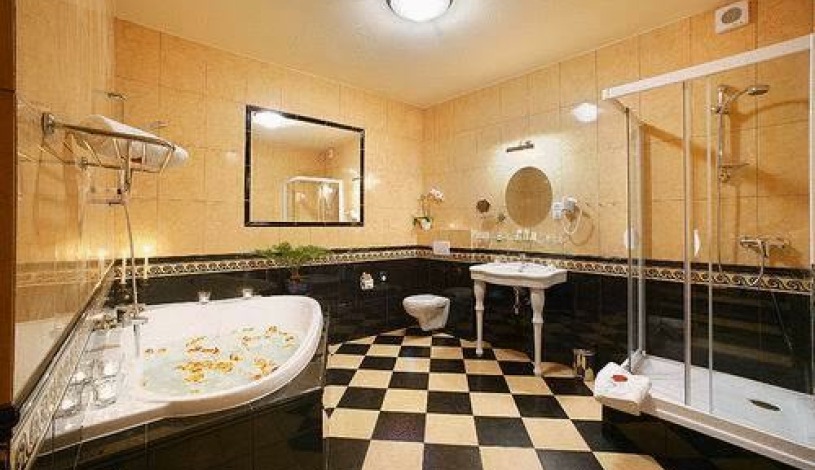 HOTEL ZLATÝ ANDĚL **** Český Krumlov