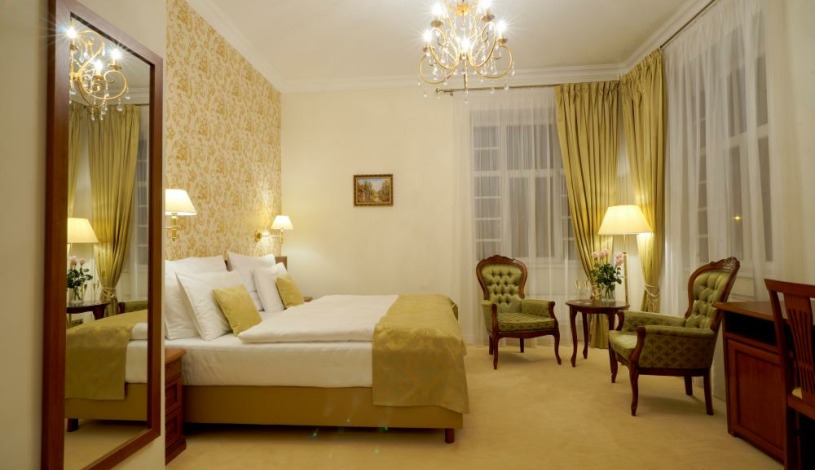 Hotel Katerina Znojmo - Dvojlůžkový pokoj typu Standart s panoramatickým výhledem