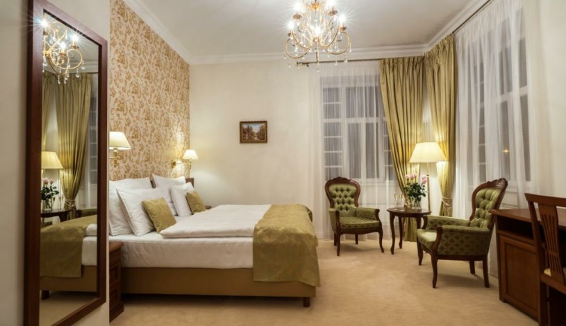 Hotel Katerina Znojmo - Dvojlůžkový pokoj typu Standart s panoramatickým výhledem