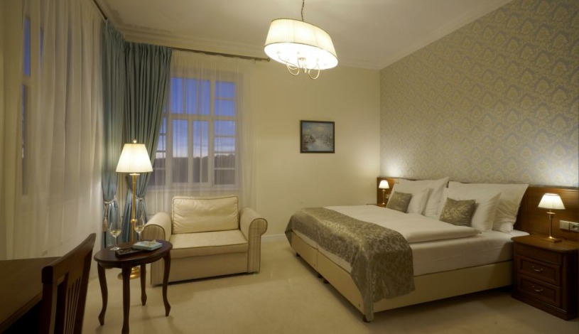 Hotel Katerina Znojmo - Dvojlůžkový pokoj typu Standart s panoramatickým výhledem